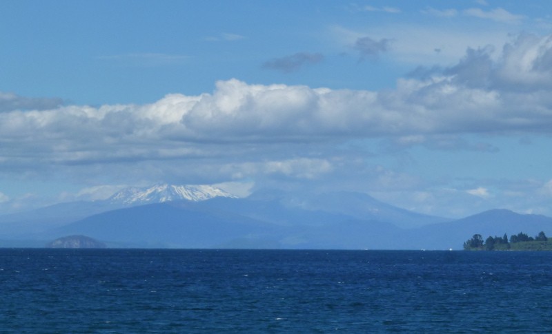 001 Lake Taupo 4th Jan 2013.JPG